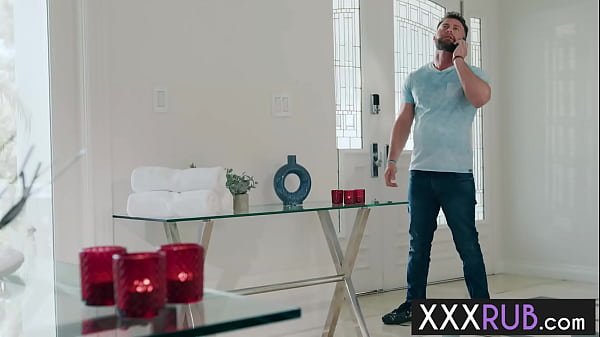 Massage and blowjob is the best therapy and big ass MILF is best masseuse