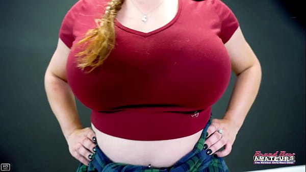 Busty Blonde Gwen Deepthroats A Cock And Masturbates Her Muff For Xmas!