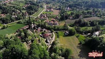 Cristina, la belle métisse, se fait démonter avec panache