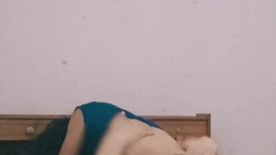 مراتي طيبات ليا عشا زوين هاد ليلة وأنا نجازيها بأحسن حوية عمرها تنساها 😍💦🇲🇦