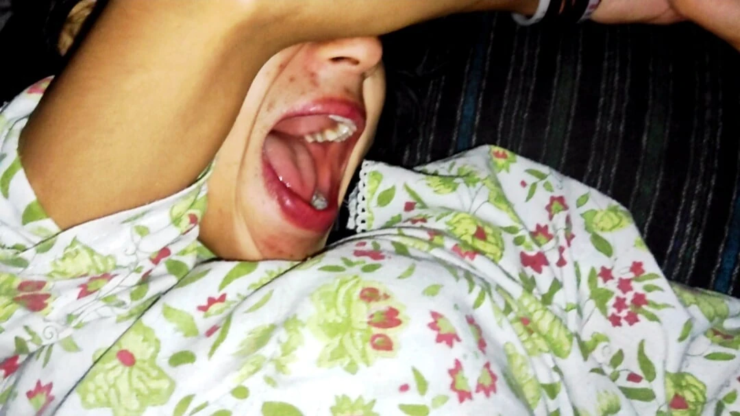 Desi beautiful girl tight first time desi beautiful village girl sex video