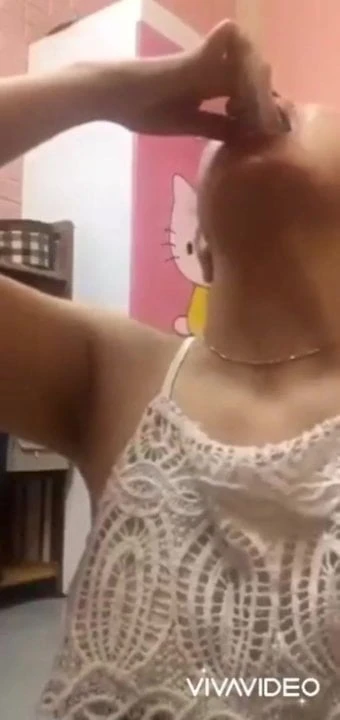 Gai dam Vietnam uong tinh trong bcs hotel