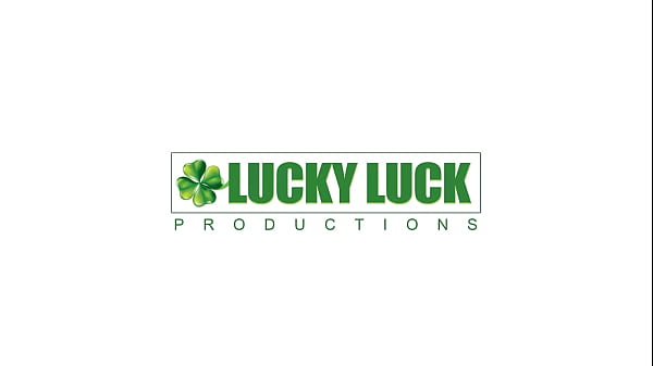 Lucky Gurl INKDUP – Fruit Rollup Blowjob With A Huge Cumshot