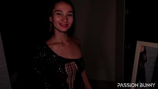 Night blowjob by slutty petite girl – PROMO VIDEO