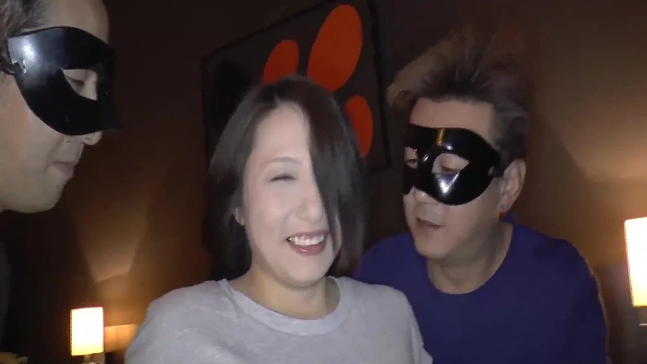 Sensual Japanese women (Megumi)